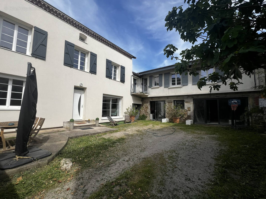 Maison à SAINT-DESIRAT