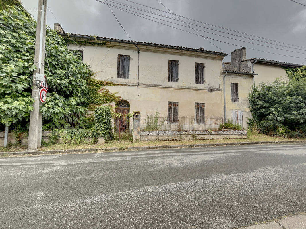 Maison à GENISSAC