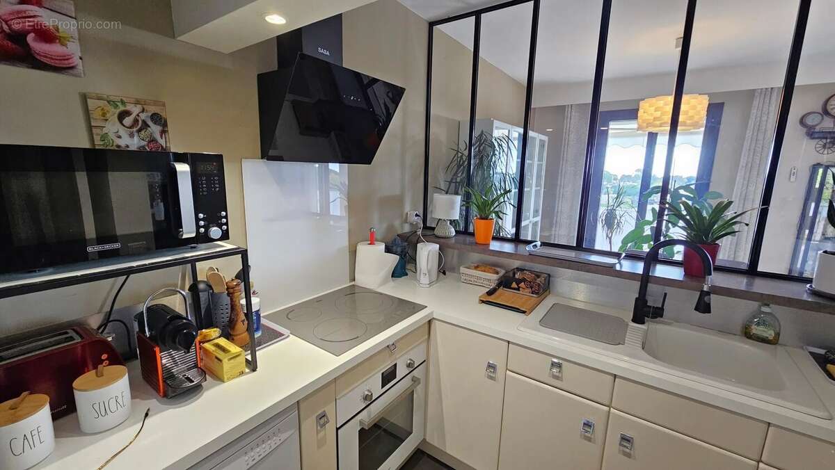 Appartement à VILLENEUVE-LOUBET