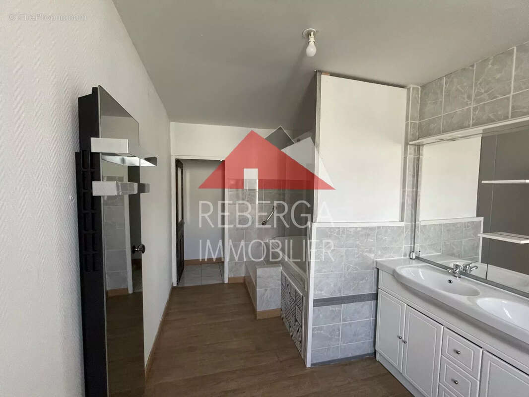 Appartement à SAINT-AMANS-SOULT
