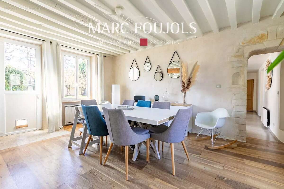 Maison à CHANTILLY