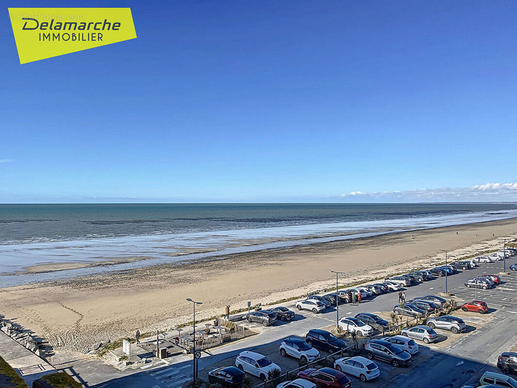 Appartement à DONVILLE-LES-BAINS