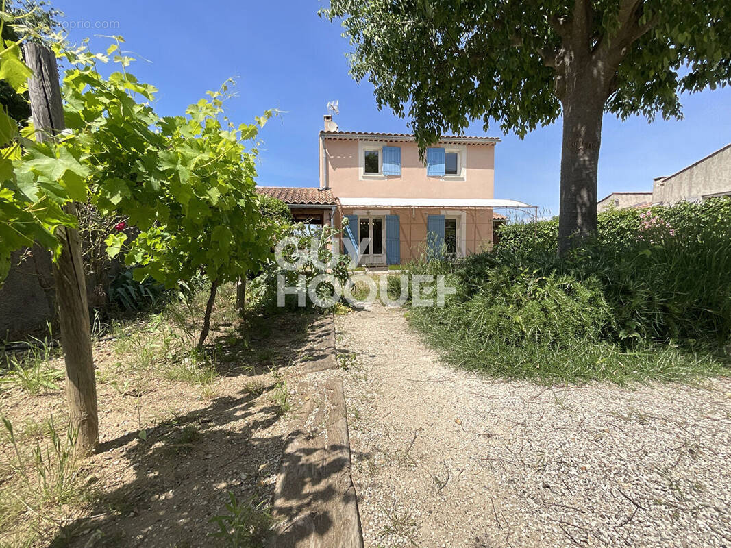 Maison à ROBION