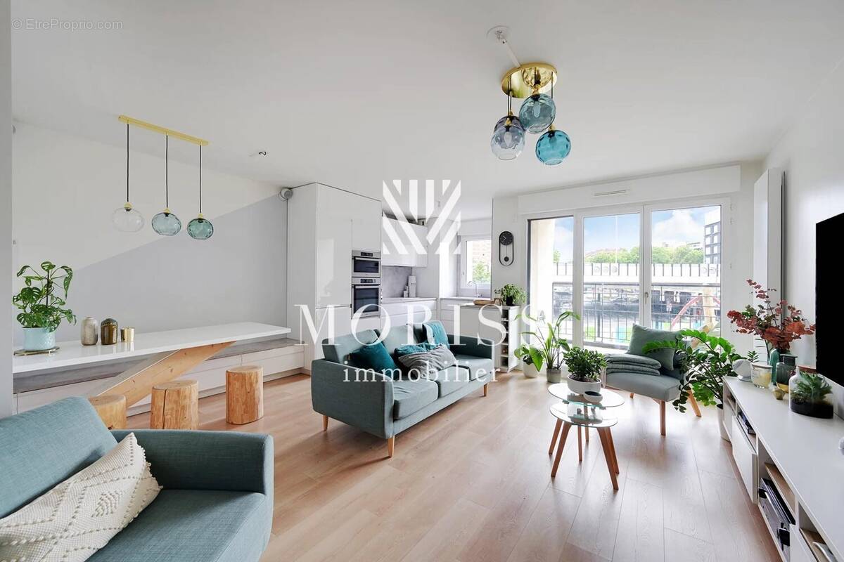 Appartement à PARIS-18E