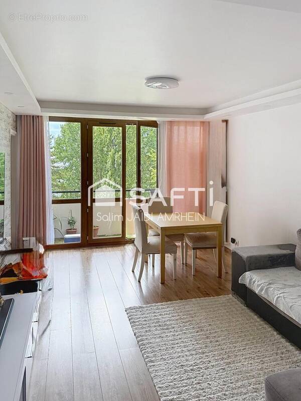 Photo 1 - Appartement à VILLIERS-SUR-MARNE