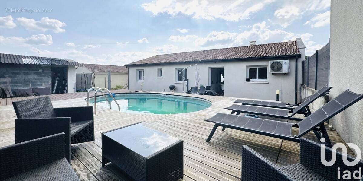 Photo 1 - Maison à SAINT-QUENTIN-DE-BARON