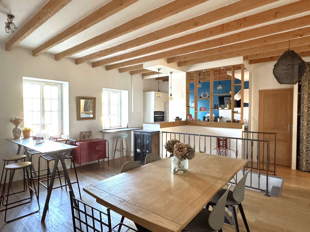 Appartement à CRAPONNE