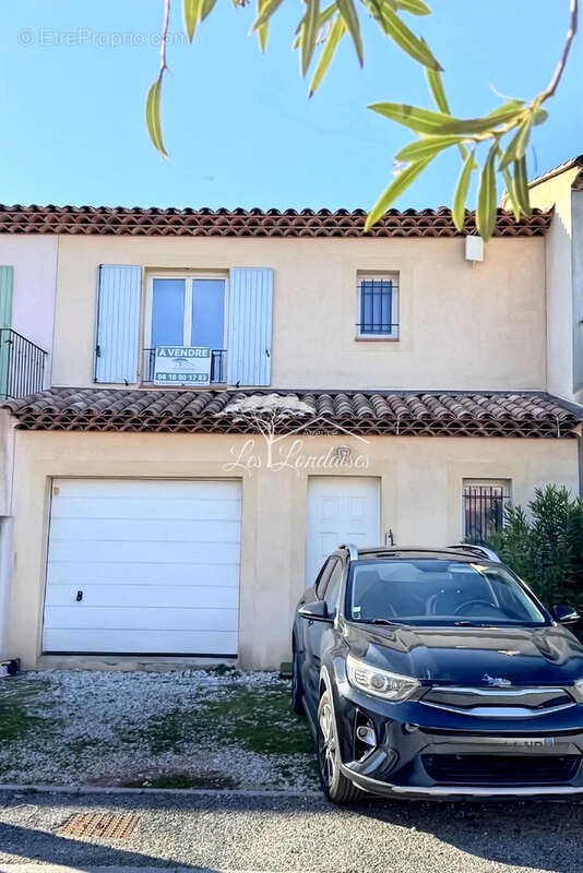 Maison à CUERS
