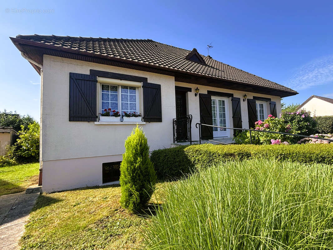 Maison à LUCE