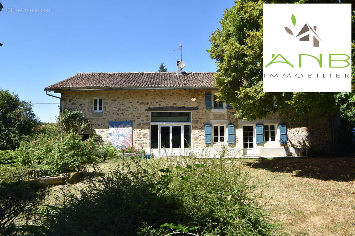 Maison à MAZEROLLES