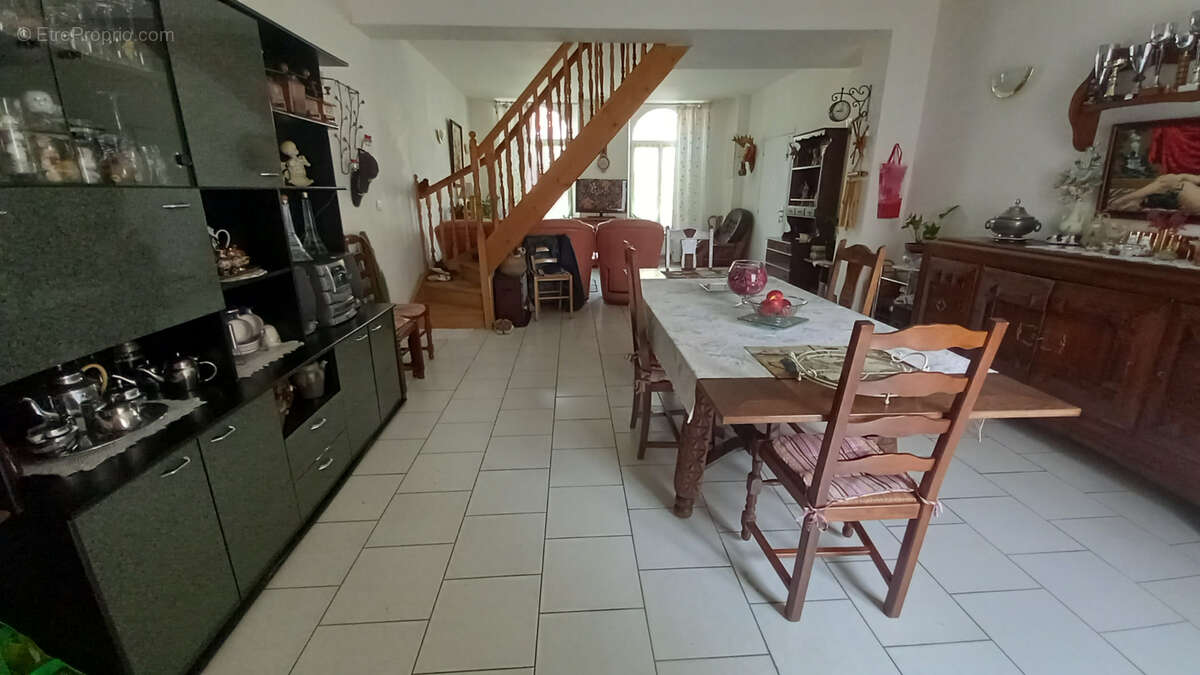 Appartement à ETREAUPONT