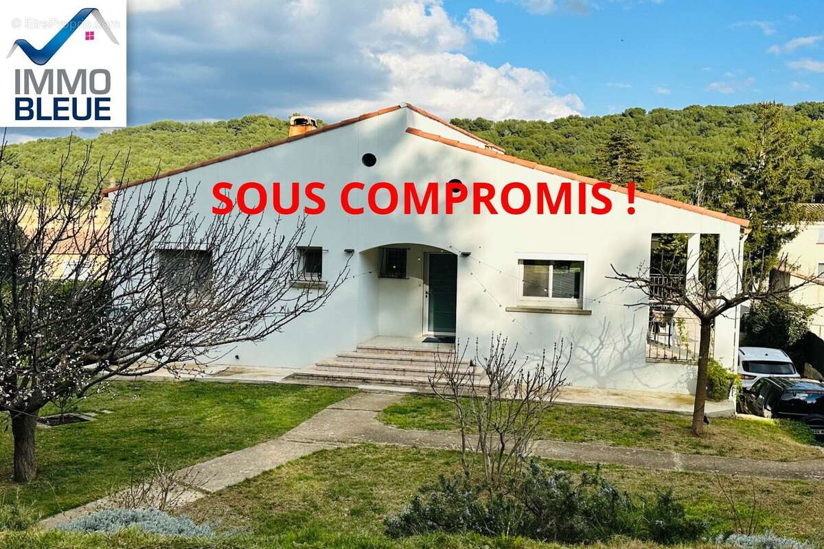 Maison à SAINT-MITRE-LES-REMPARTS