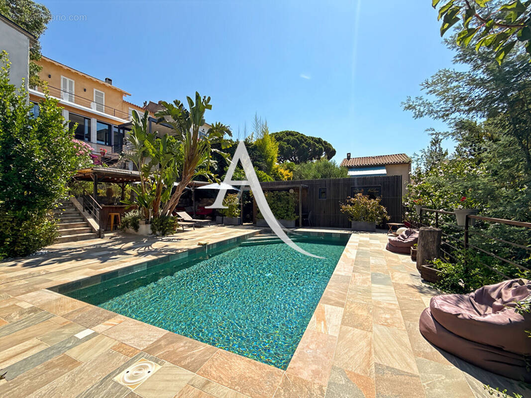 Maison à CANNES
