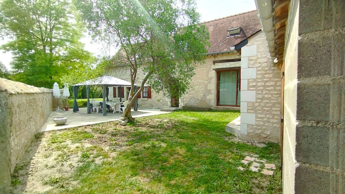 Maison à MARTIZAY