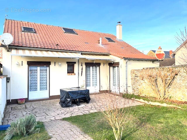 Maison à MAINTENON