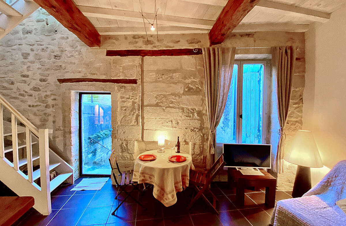 Appartement à UZES