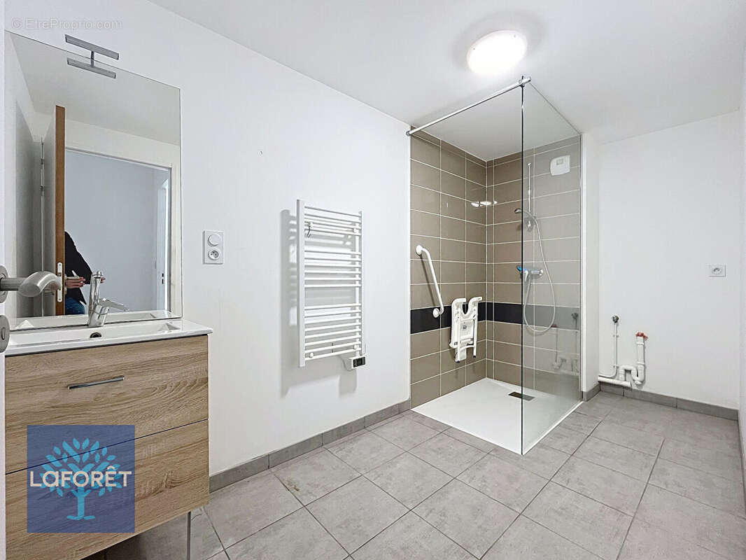 Appartement à FOUGERES