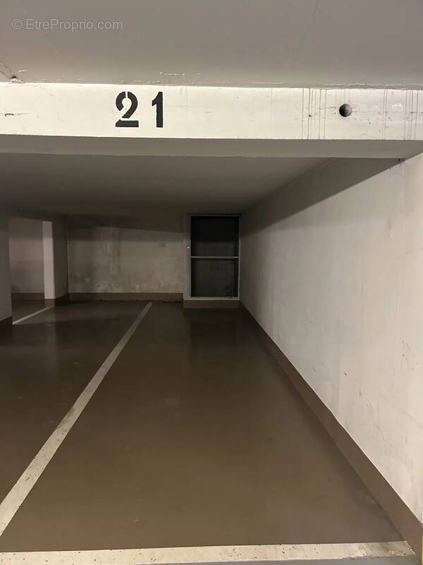 Parking à LEVALLOIS-PERRET