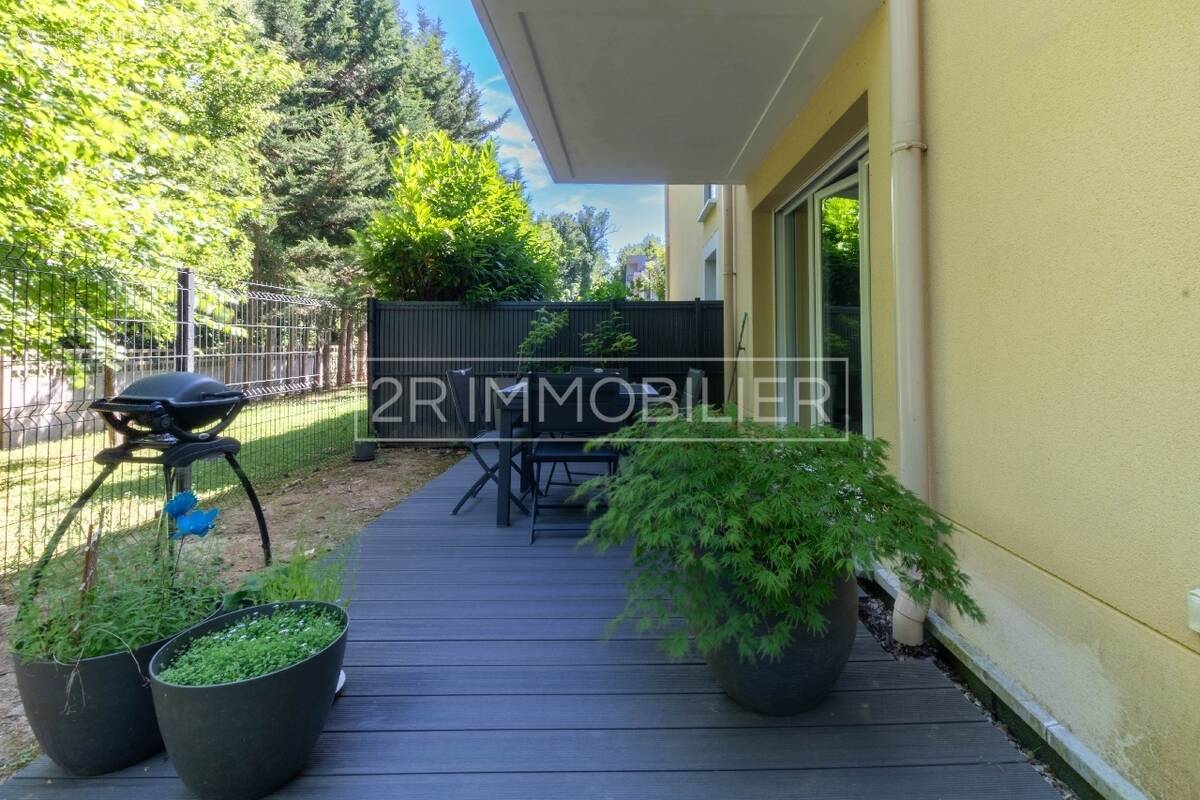 Appartement à LOGNES