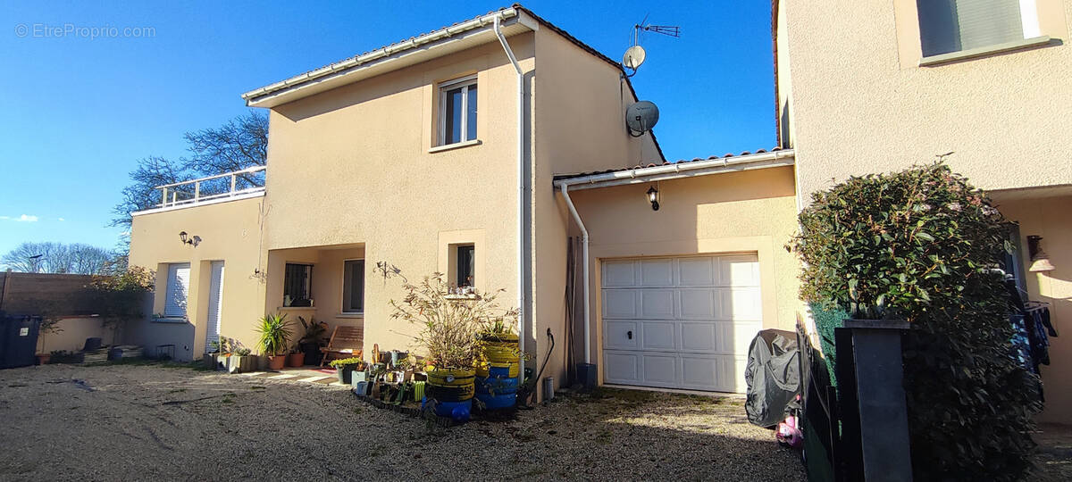Maison à LE PASSAGE