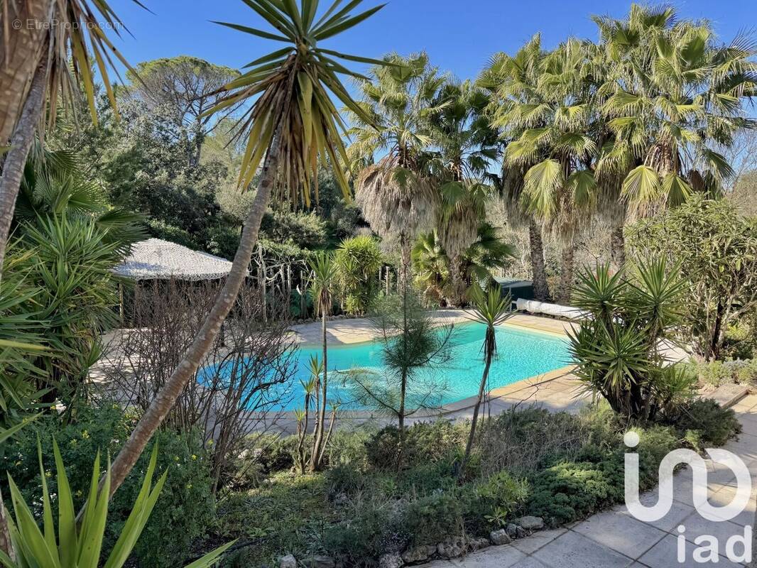 Photo 1 - Maison à FREJUS