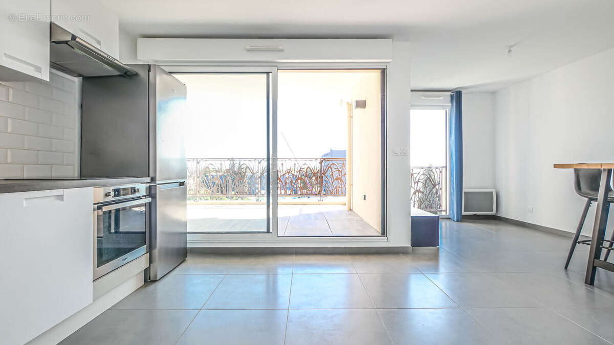 Appartement à HYERES