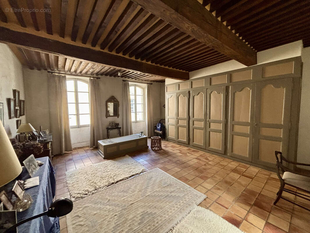 Maison à GRIGNAN