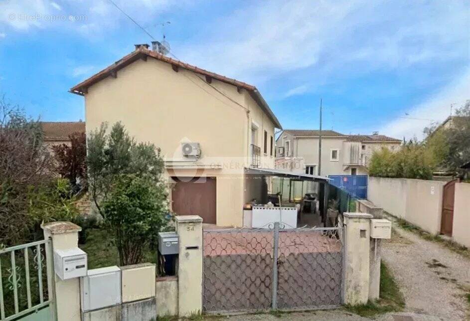 Maison à ARLES