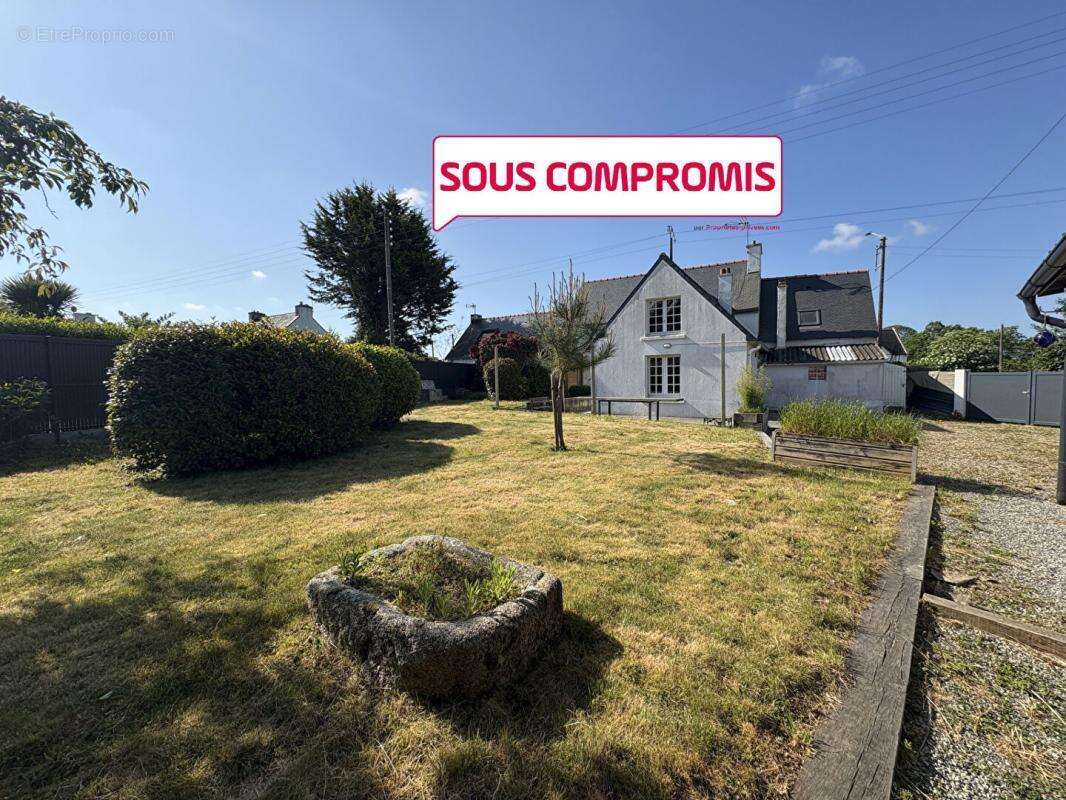 Maison à PONT-AVEN