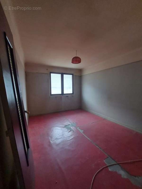 Appartement à SAINT-JEAN-SAINT-NICOLAS