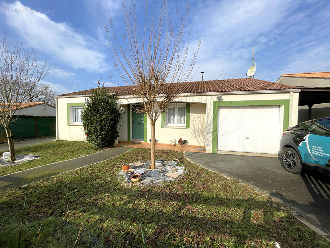 Maison à LANDERONDE