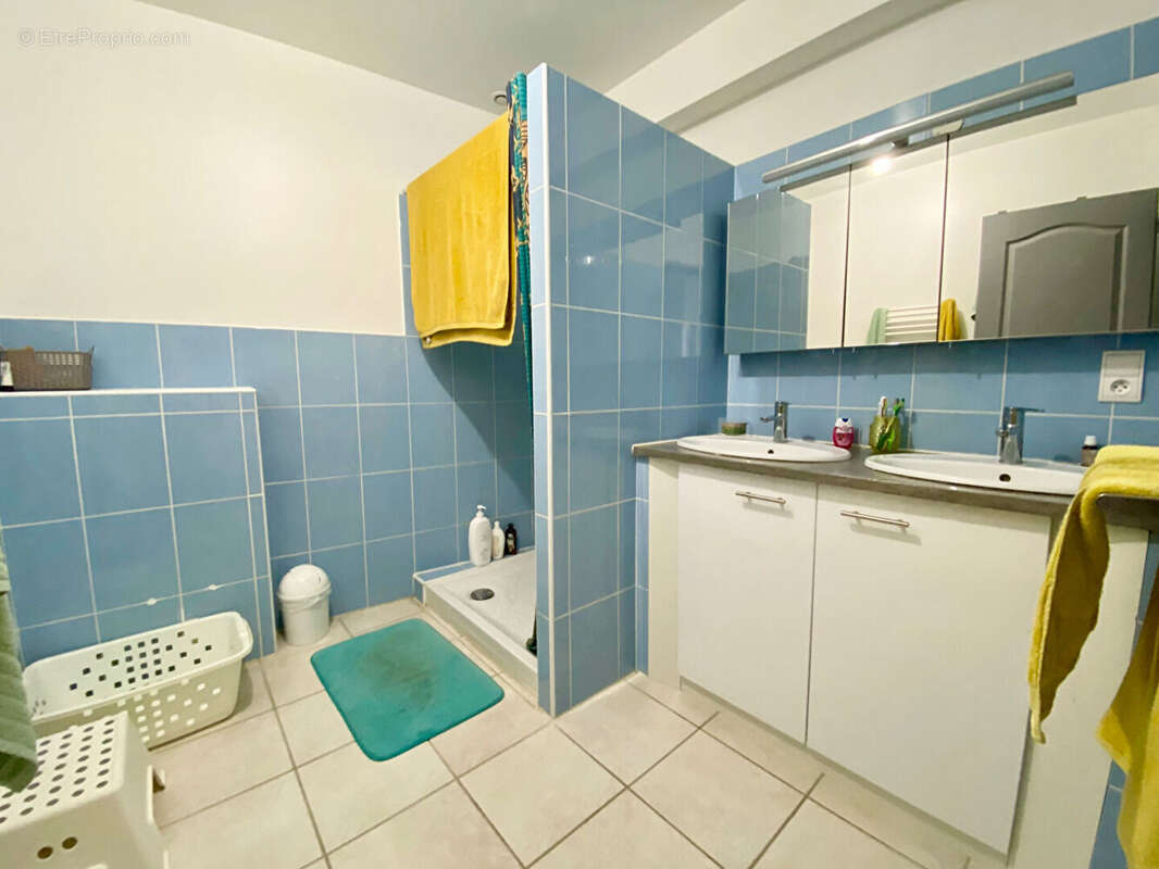 Appartement à PIOLENC