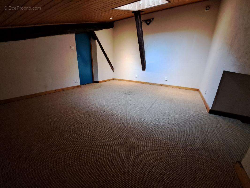 Appartement à MOIRANS