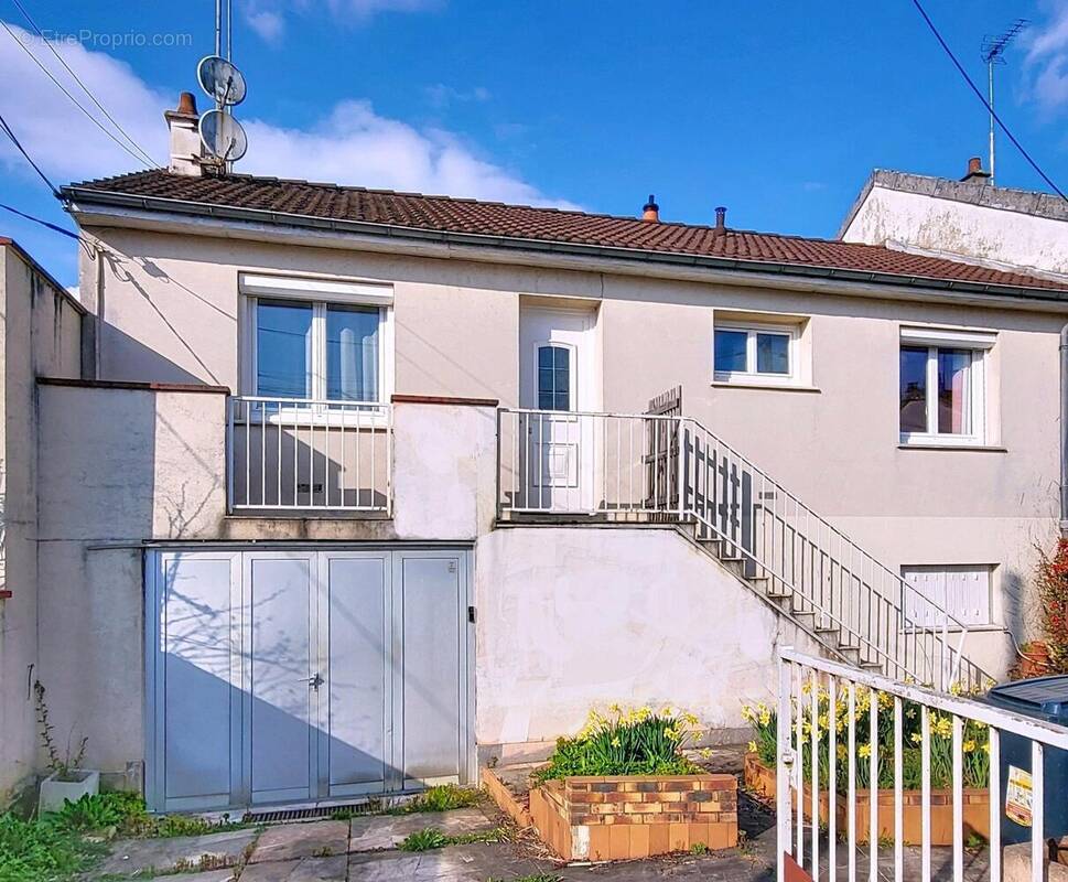 Photo 1 - Maison à CHATEAUROUX