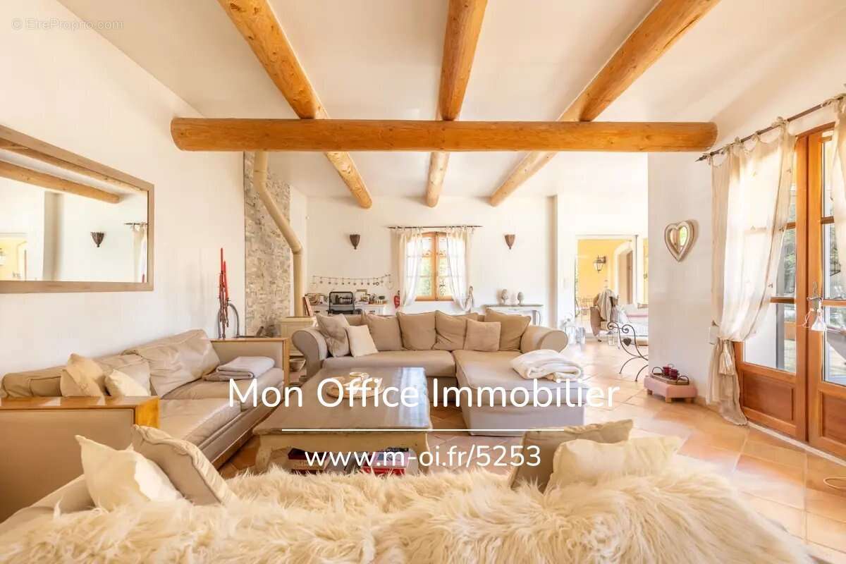 Maison à CABRIES