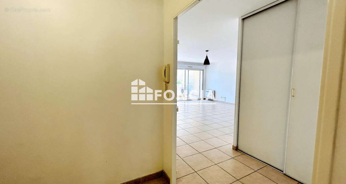 Appartement à HYERES