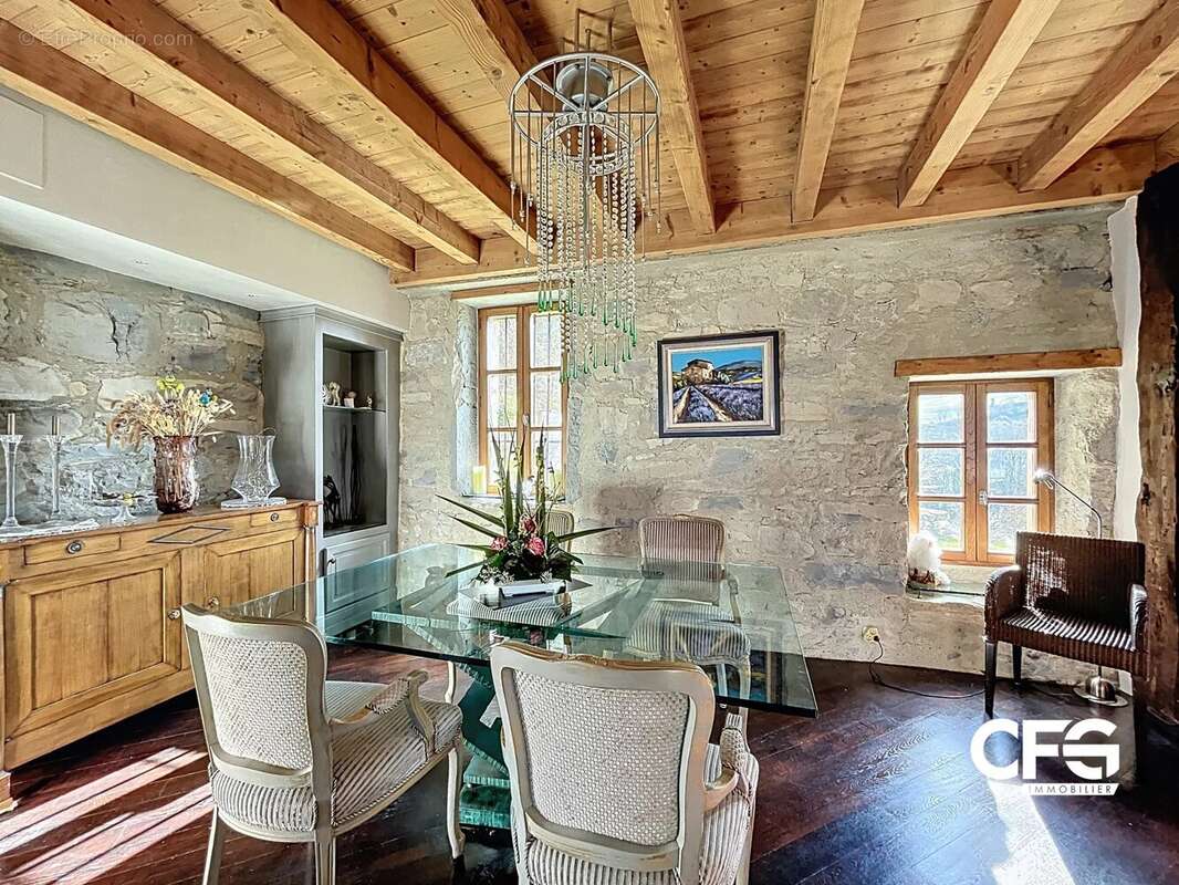 Maison à BARBERAZ