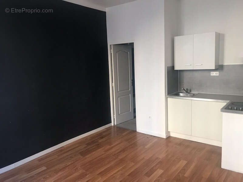 Appartement à MARSEILLE-5E