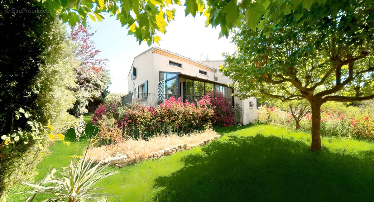 Maison à VENELLES