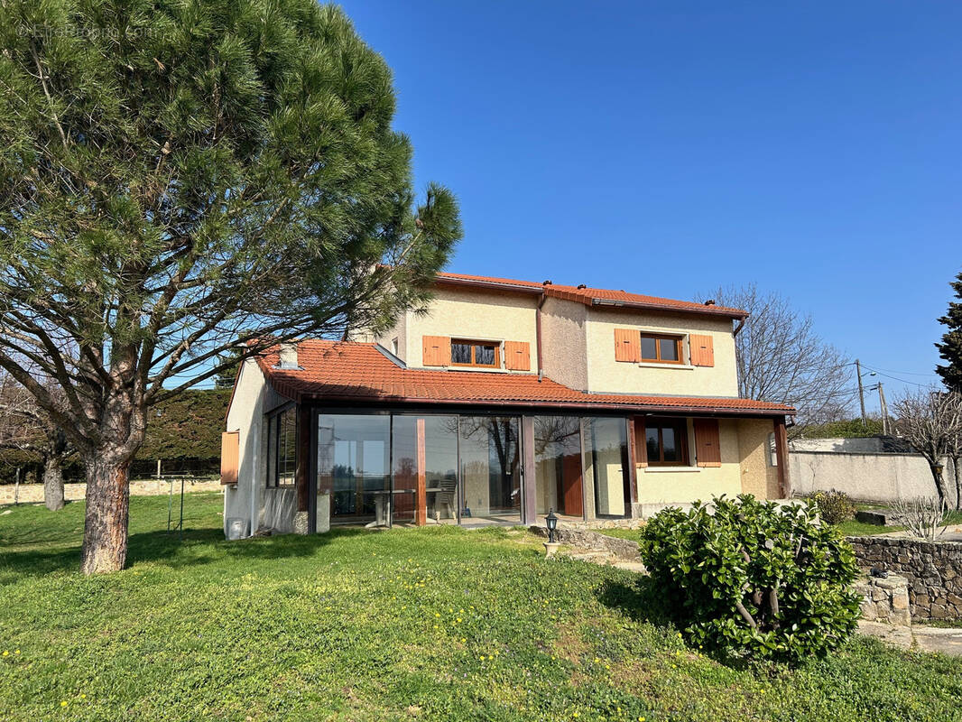 Maison à PEAUGRES
