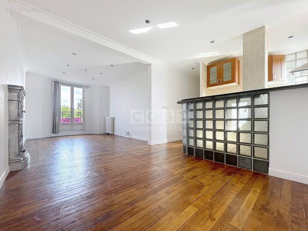 Appartement à BOIS-COLOMBES