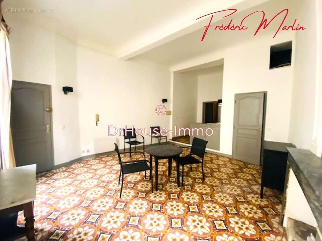 Appartement à UZES