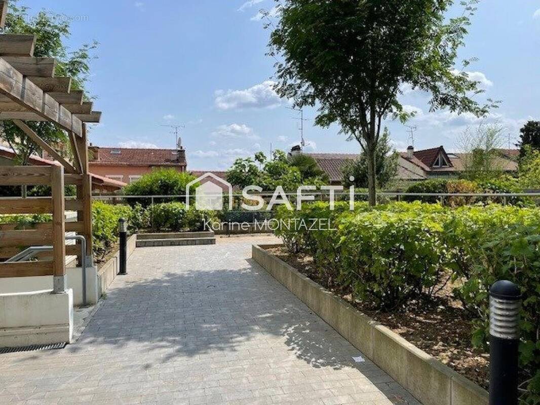 Photo 1 - Appartement à VITRY-SUR-SEINE