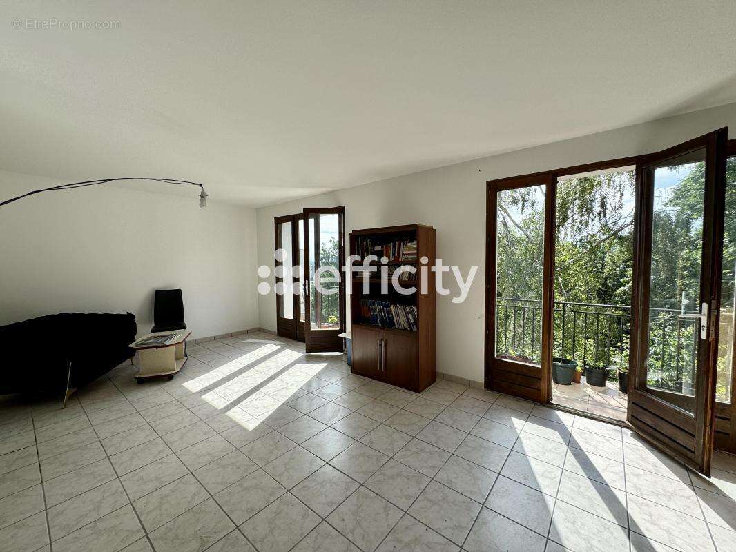 Maison à NEUILLY-PLAISANCE