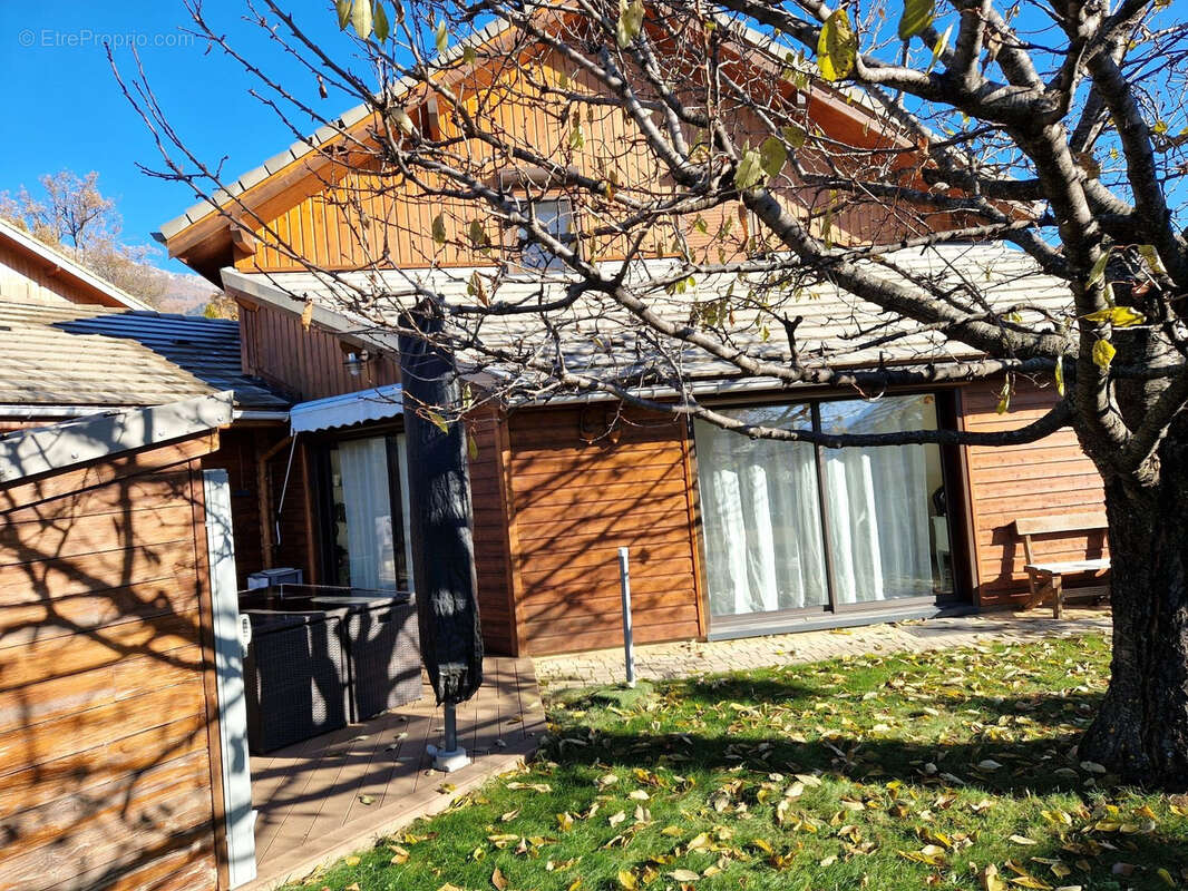 Maison à CHORGES