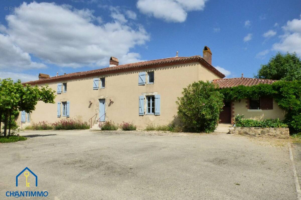 Maison à CHANTONNAY