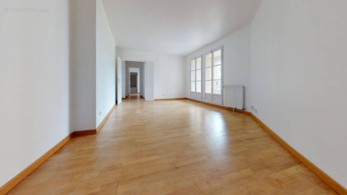 Appartement à SERRIS