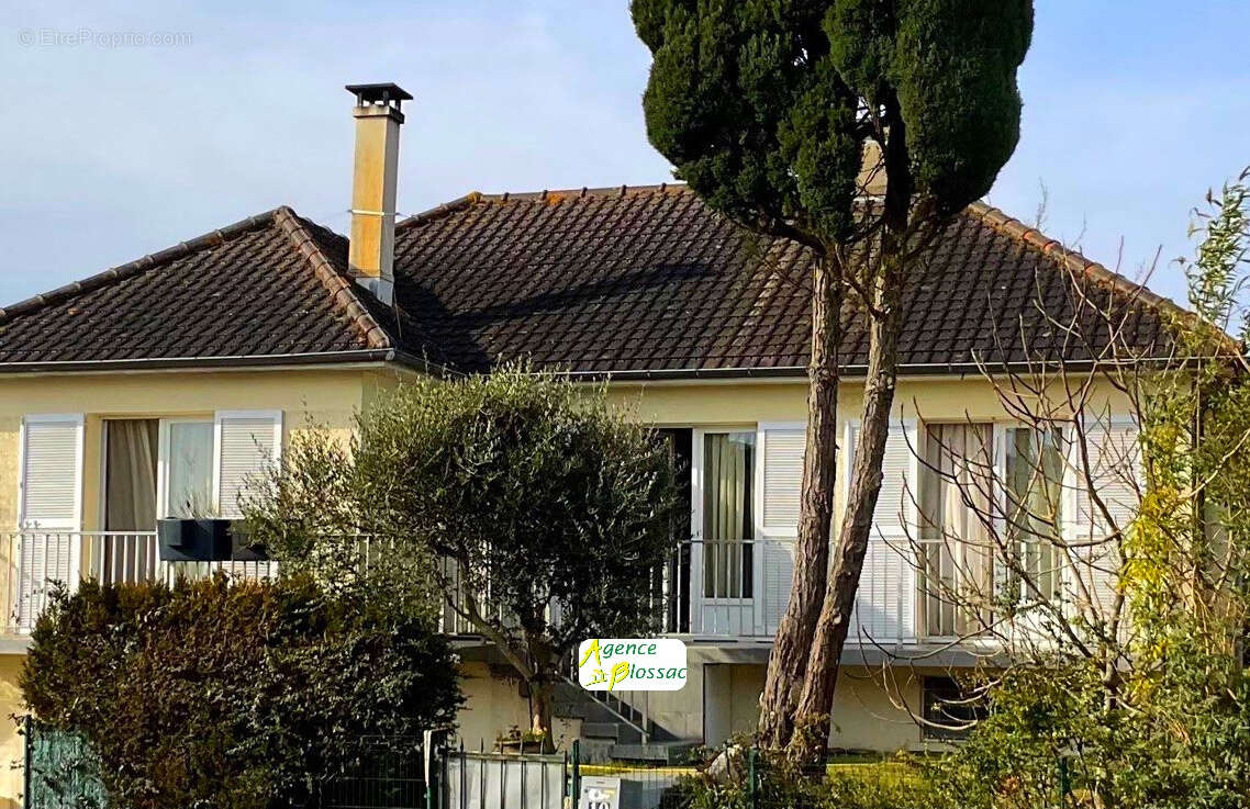 Maison à CHATELLERAULT