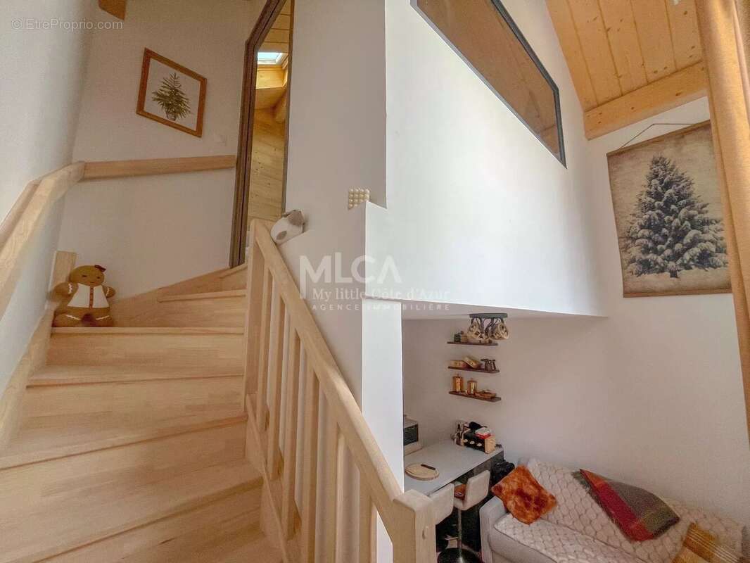 Appartement à SAINT-ETIENNE-DE-TINEE