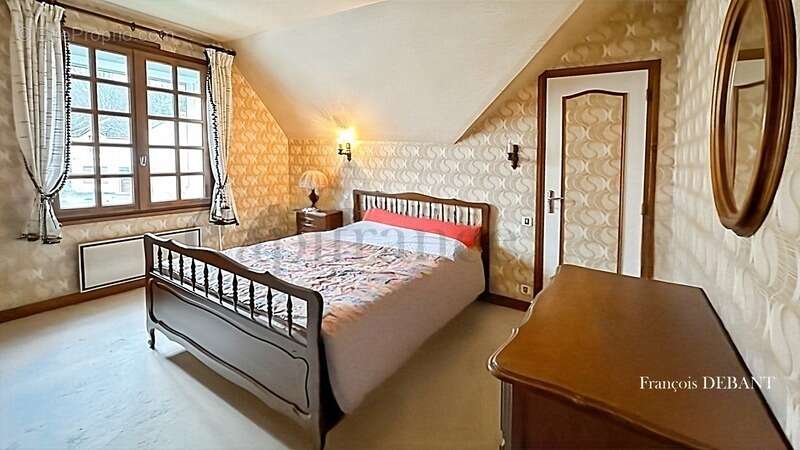 Maison à MACHAULT